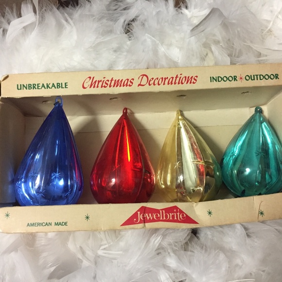 Vintage Christmas decorations - Picture 1 of 4